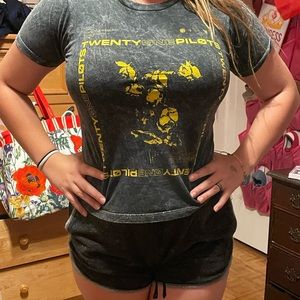 Twenty-One Pilot t-shirt
